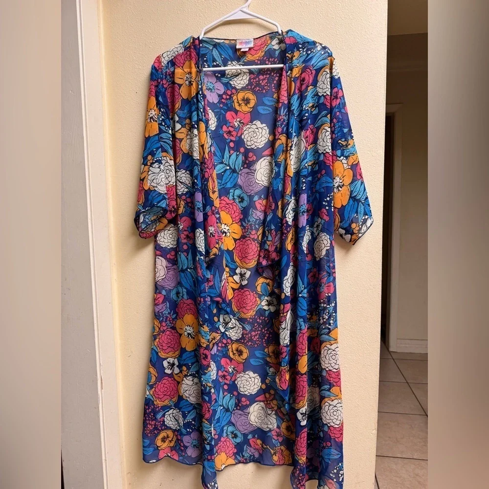 LuLaRoe this cape